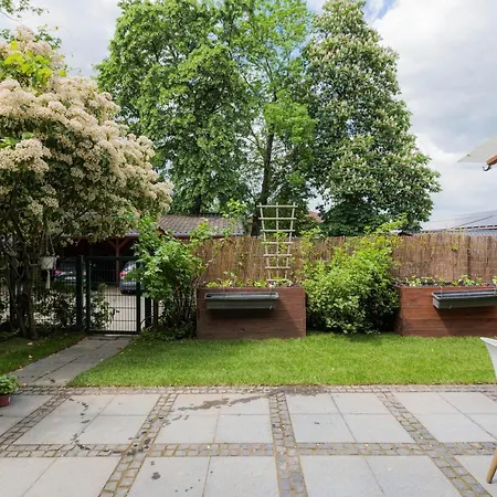 Spacious And Kids-friendly Modernized Farmhouse Near City Of *