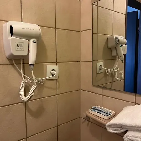 Am Flughafen Hotel