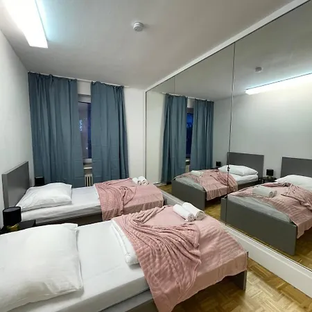 Helle Zentrale Wg Direkt Am Heumarkt Apartment *