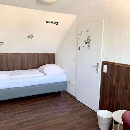Tempelhof - City-messe-arena 3* Кёльн