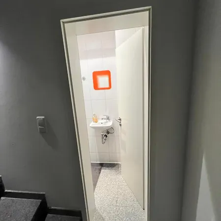 Budget Just For Sleeping - Digital Access * 科隆
