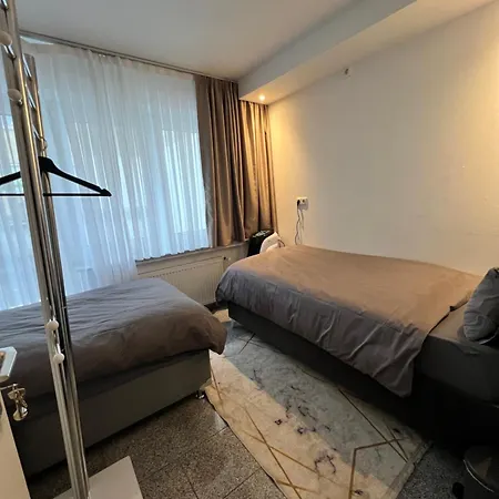 Budget Just For Sleeping - Digital Access 酒店 科隆