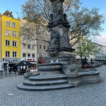 Villa Koeln City *