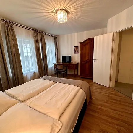 Altstadthotel Hayk Am Rhein Hotel Colonia