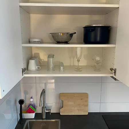 Appartement Stylish In Friesenplatz, Heart Of