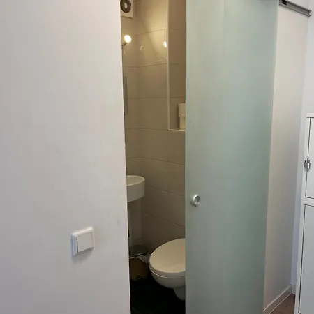 Appartement Stylish In Friesenplatz, Heart Of