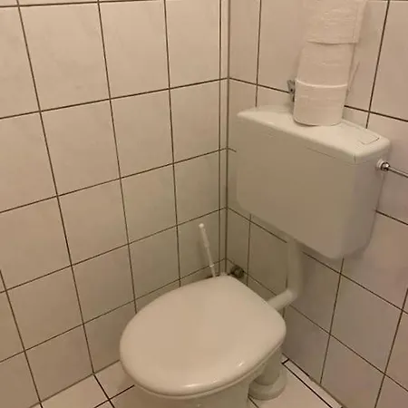 Central 3 Bedroom Apartment, Friesenstr Apartment Cologne
