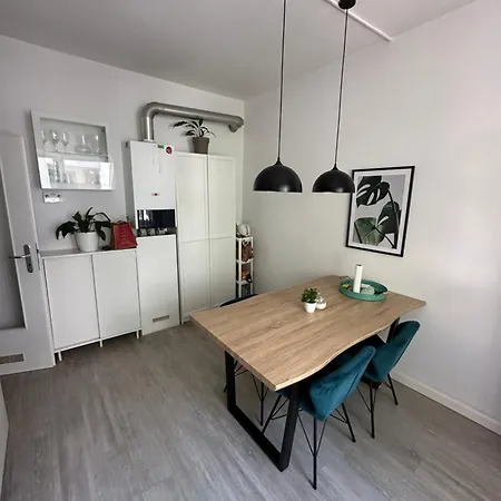 Zentrale Helle 3 Messe Deutz アパート *