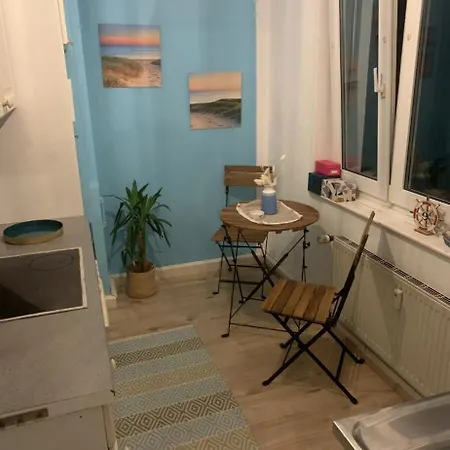 Kleine Gemuetliche Wohnung, Direkt Neben Messe Und Lanxess Arena Appartement *