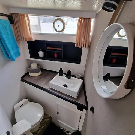 Hotel en barco Fantasie Boot Einhorn Colonia