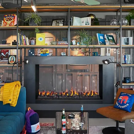Hotel Moxy Bonn Airport Cologne