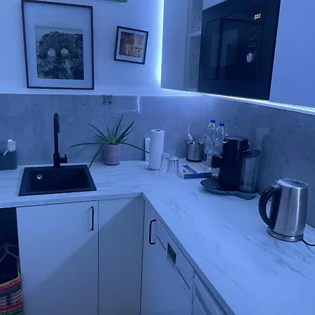 4 Min Naehe Von Hbf Und Dom Mit Garten ,balkon & Office Apartment