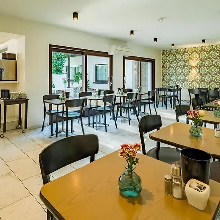 阿图姆莱茵酒店 科隆