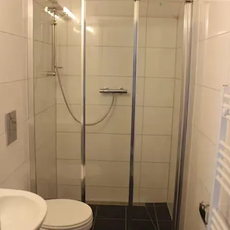 Beautiful Airportflats Near Apartment Köln