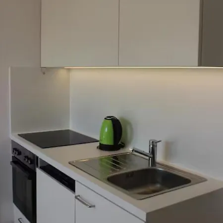 Apartment Beautiful Airportflats Near
