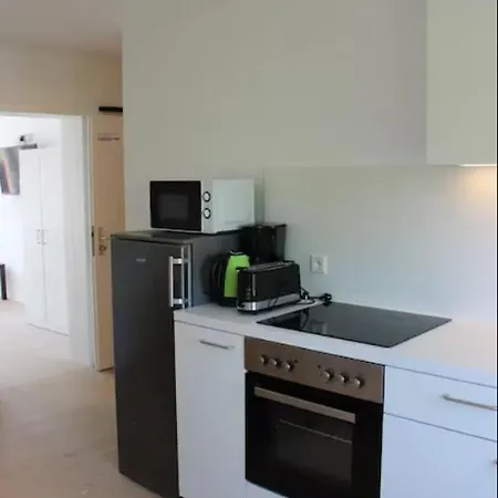Beautiful Airportflats Near Apartment *