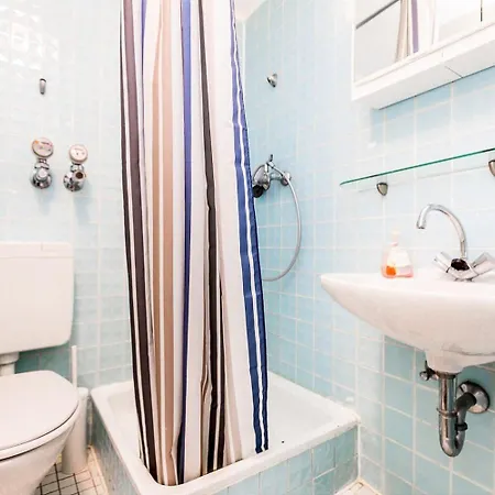 Apartment Budget Friendly Cologne
