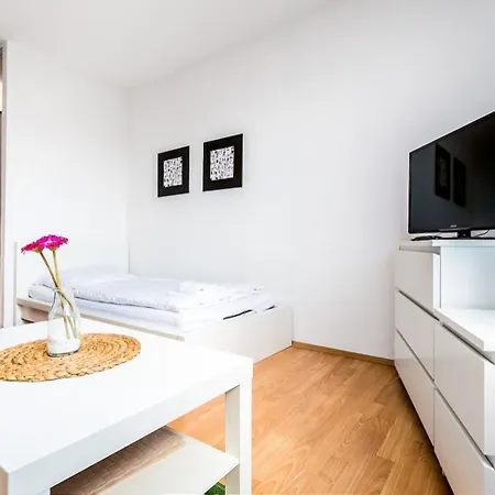 Apartment Budget Friendly Cologne