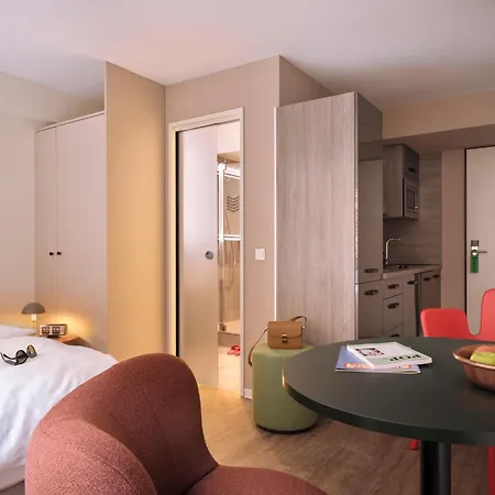 Stayery Suelz Hotel