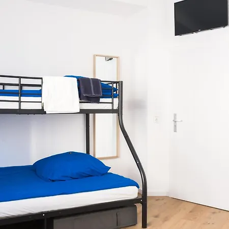 Maru Living C9 Hostal *