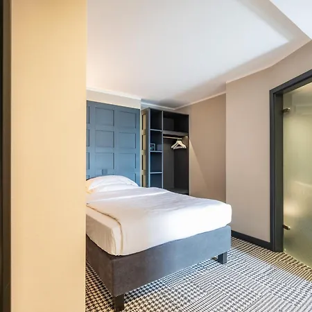 The Midtown Hotel