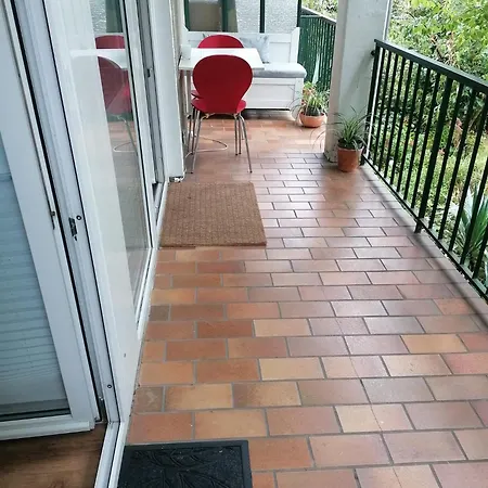 4 Min Naehe Von Hbf Und Dom Mit Garten ,balkon & Office * Cologne