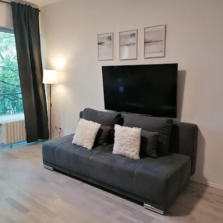 4 Min Naehe Von Hbf Und Dom Mit Garten ,balkon & Office Apartment