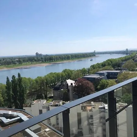 Rheinblick Penthouse Apartment *