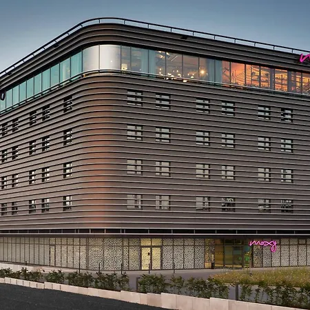 Moxy Bonn Airport Hotel Cologne