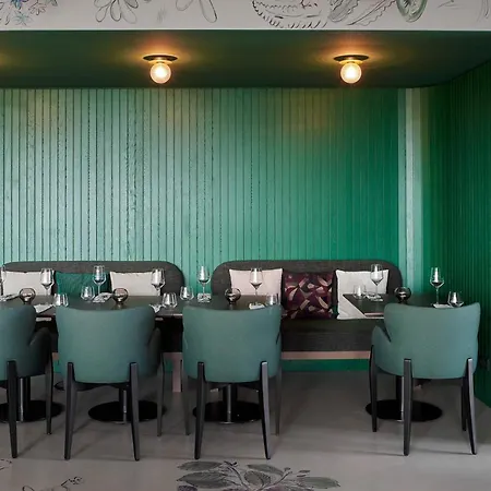 Moxy Bonn Airport Hotel Cologne