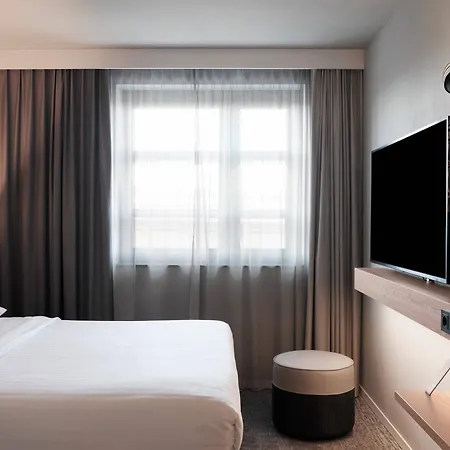 Moxy Bonn Airport Hotel Cologne