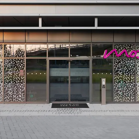 Hotel Moxy Bonn Airport