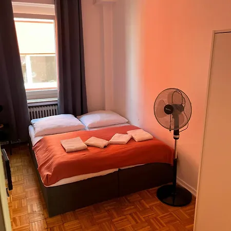 Апартаменты Spacious In Cologne, Near The Cathedral