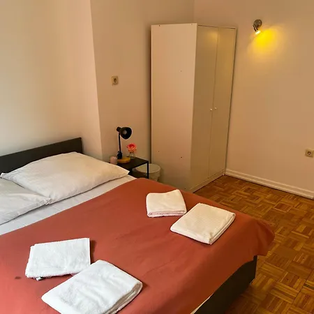 Spacious In Cologne, Near The Cathedral Кёльн