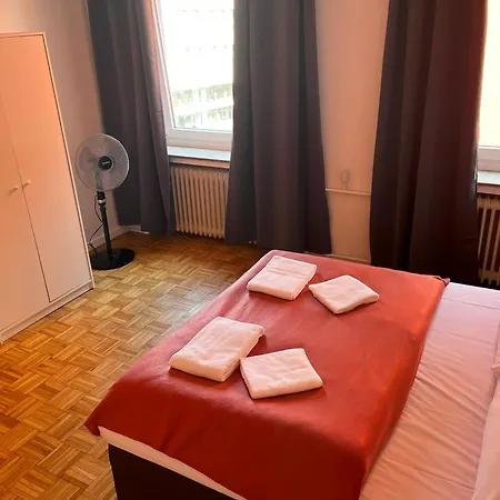 Spacious In Cologne, Near The Cathedral Кёльн