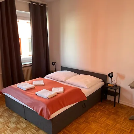 Апартаменты Spacious In Cologne, Near The Cathedral Кёльн