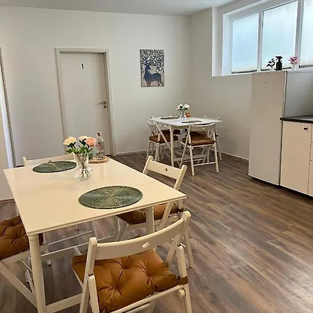 Spacious In Cologne, Near The Cathedral Кёльн