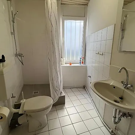 Spacious In Cologne, Near The Cathedral * Кёльн