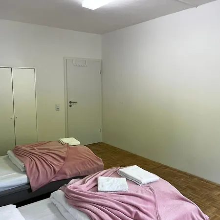 Апартаменты Spacious In Cologne, Near The Cathedral