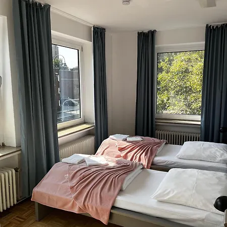Апартаменты Spacious In Cologne, Near The Cathedral *