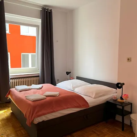 Private At Heumarkt, Center 호스텔