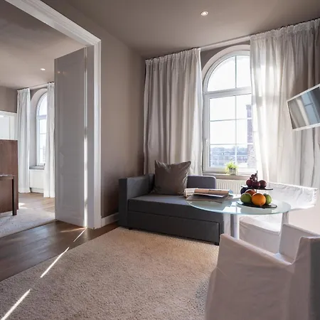 The New Yorker Boardinghouse Apart-hotel *