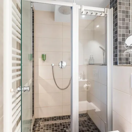 Urban Retreat - Whirpool - Lage * ケルン