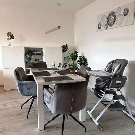 Modern Two-bedroom With Balcony In Apartment Cologne
