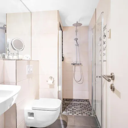 Urban Retreat - Whirpool - Lage ケルン