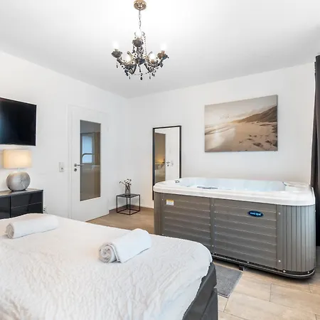 Urban Retreat - Whirpool - Lage * ケルン