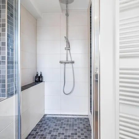 Urban Retreat - Whirpool - Lage * ケルン
