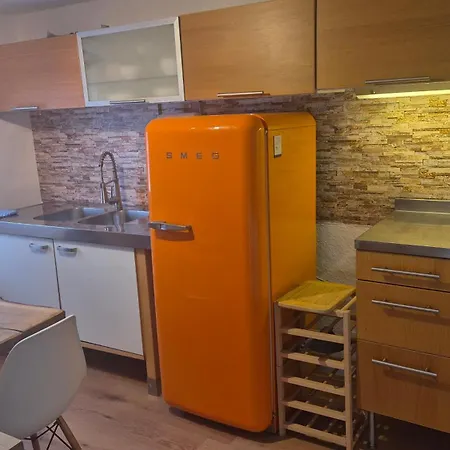 Schoenste Lage Am Rhein, Behagliches Haus Mit Kamin. Holiday home *