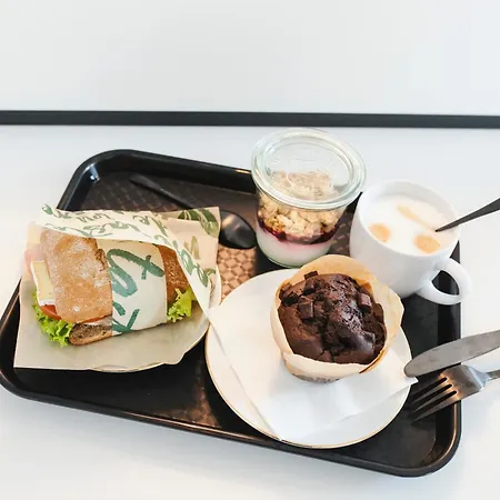 Hotell Loginn Airport Köln