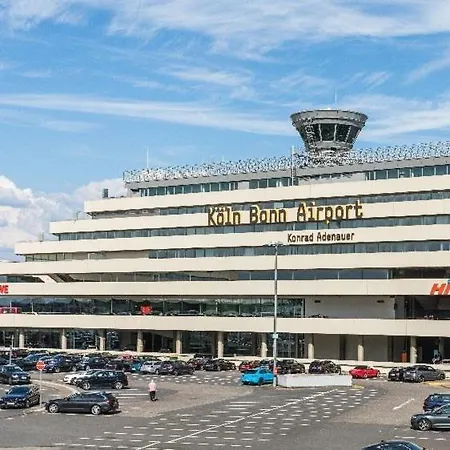 Gemuetlich Und Zentral, 3km Zum Flughafen Koeln-bonn 아파트
